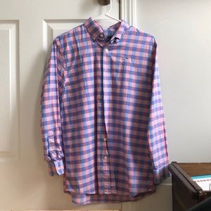 VV button up